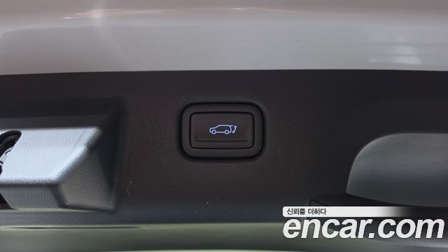 Hyundai Kona 2023 — photo 24