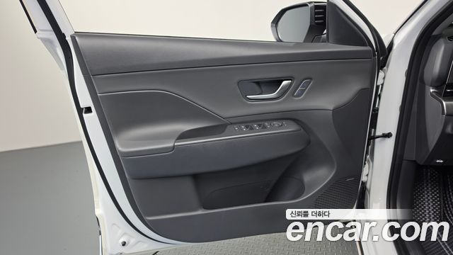 Hyundai Kona 2023 — photo 14