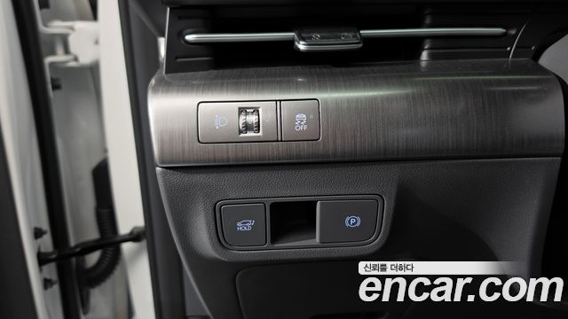 Hyundai Kona 2023 — photo 28