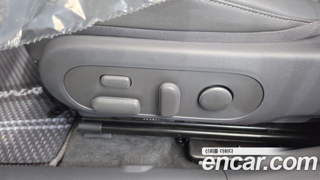 Hyundai Kona 2023 — photo 31