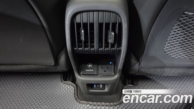 Hyundai Kona 2023 — photo 38