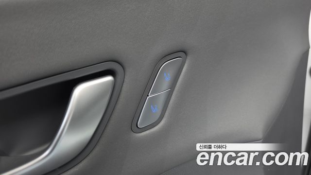 Hyundai Kona 2023 — photo 41