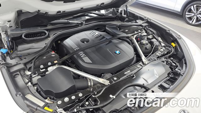 BMW 7-Series 2025 — photo 6