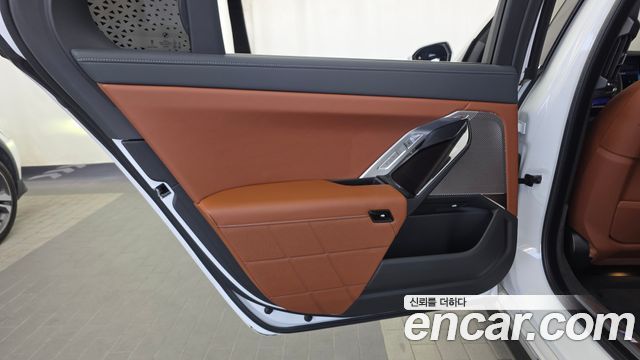 BMW 7-Series 2025 — photo 15