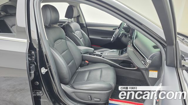 Hyundai Grandeur 2023 — photo 11
