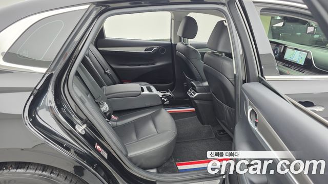 Hyundai Grandeur 2023 — photo 12