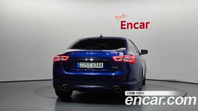 Maserati Ghibli 2021 — photo 4