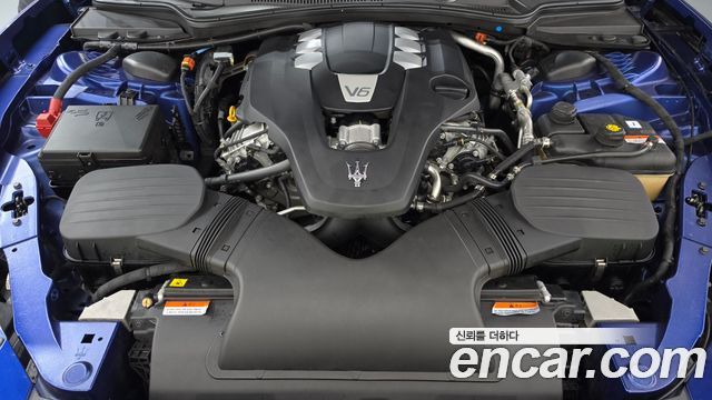 Maserati Ghibli 2021 — photo 6