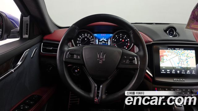 Maserati Ghibli 2021 — photo 18