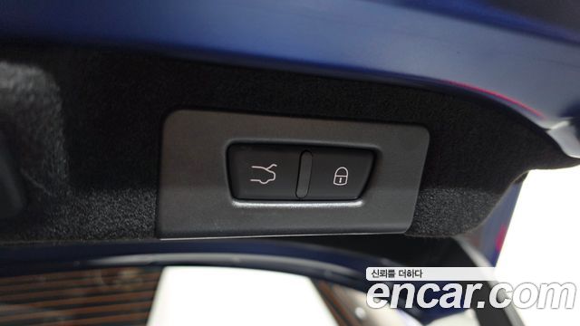 Maserati Ghibli 2021 — photo 24