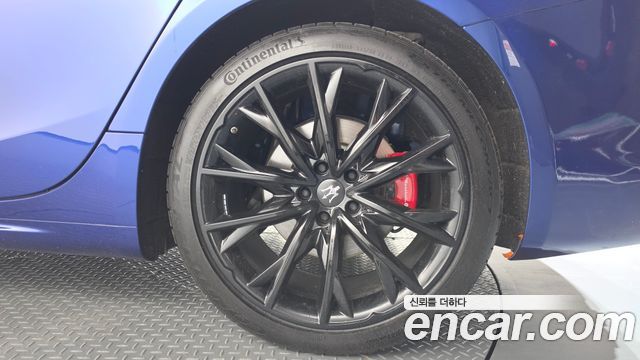 Maserati Ghibli 2021 — photo 7