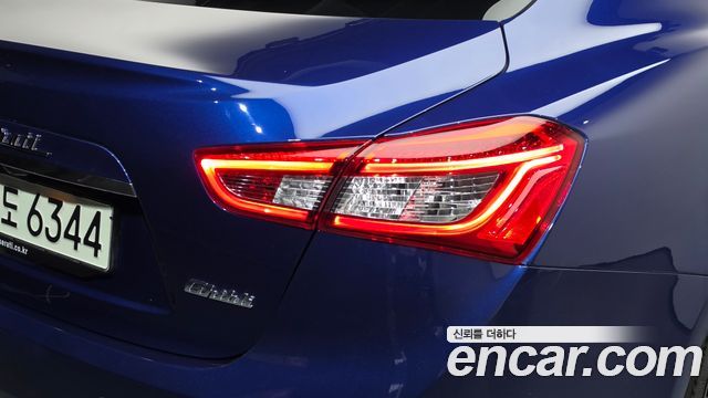 Maserati Ghibli 2021 — photo 9