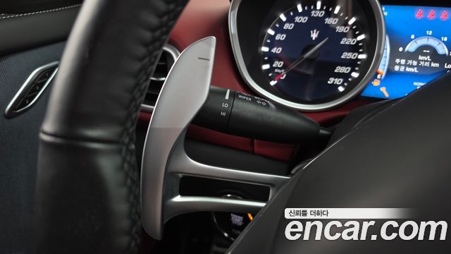 Maserati Ghibli 2021 — photo 28