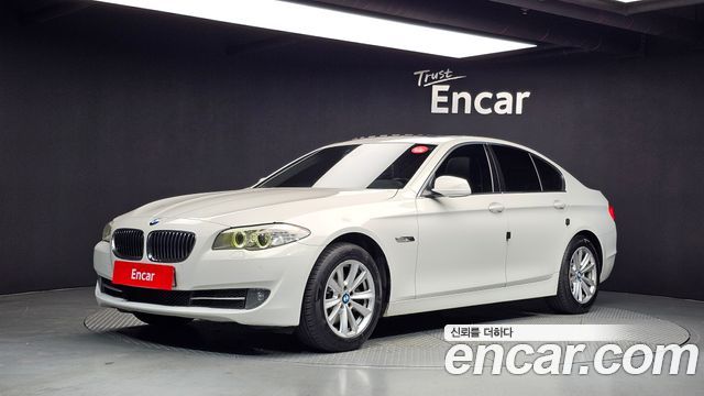 BMW 5-Series 2011 — photo 1