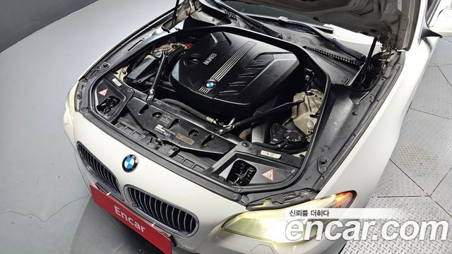 BMW 5-Series 2011 — photo 6