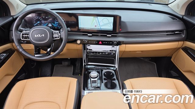 Kia Canival 2023 — photo 7
