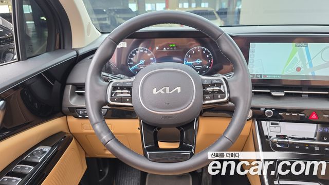 Kia Canival 2023 — photo 13