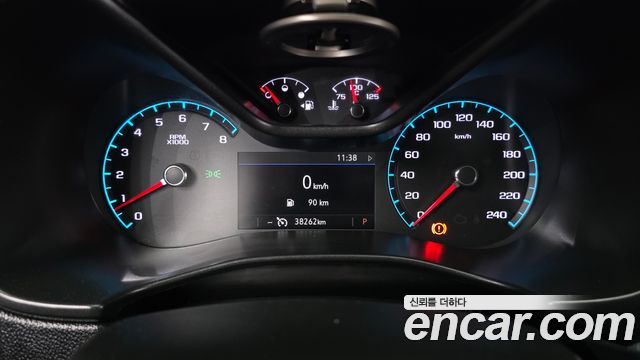 Chevrolet Korea Colorado 2022 — photo 11
