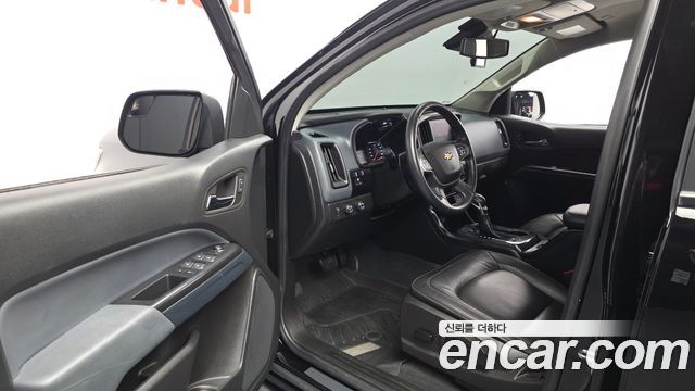 Chevrolet Korea Colorado 2022 — photo 13