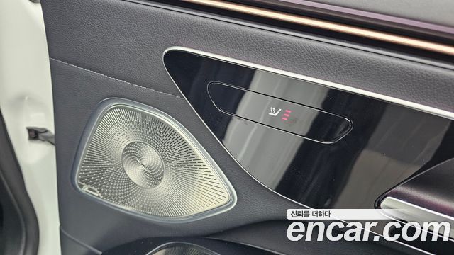Mercedes-Benz EQS 2022 — photo 21