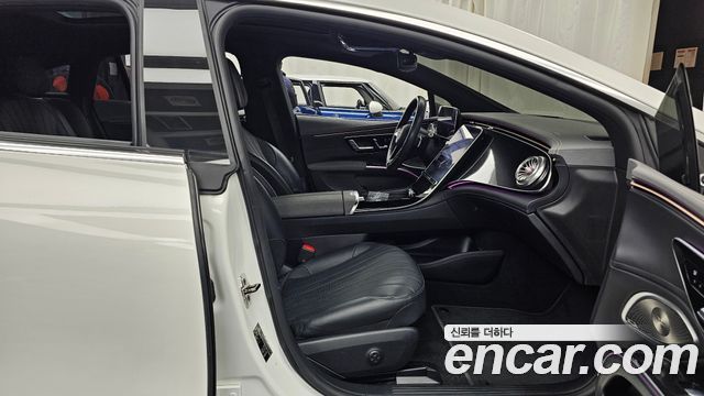 Mercedes-Benz EQS 2022 — photo 16