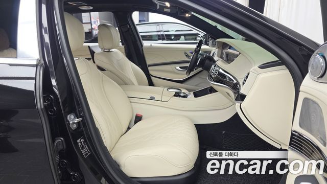 Mercedes-Benz S-Class 2018 — photo 17