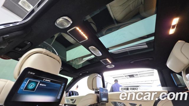 Mercedes-Benz S-Class 2018 — photo 20
