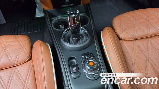 Mini Countryman 2021 — photo 12