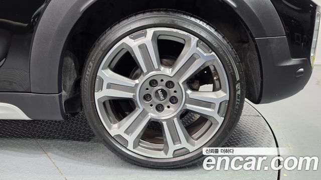 Mini Countryman 2021 — photo 7