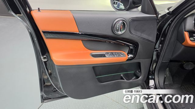 Mini Countryman 2021 — photo 14