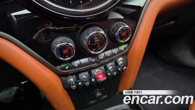 Mini Countryman 2021 — photo 30