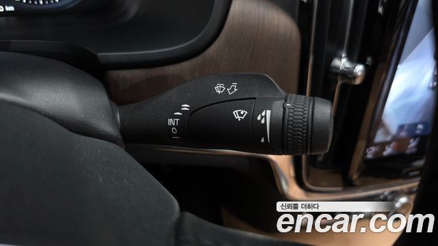 Volvo S90 2021 — photo 34