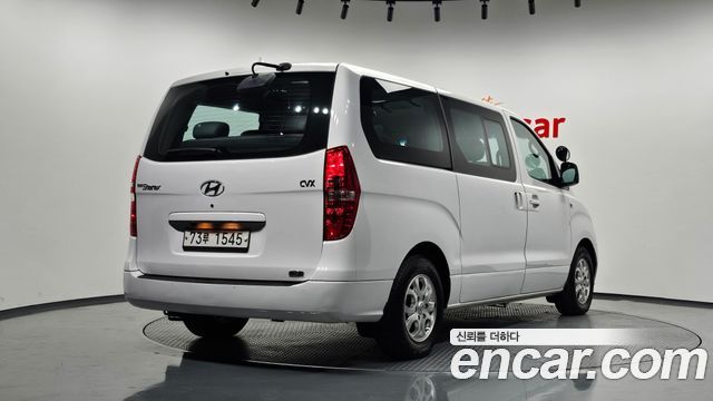 Hyundai Starex 2013 — photo 2