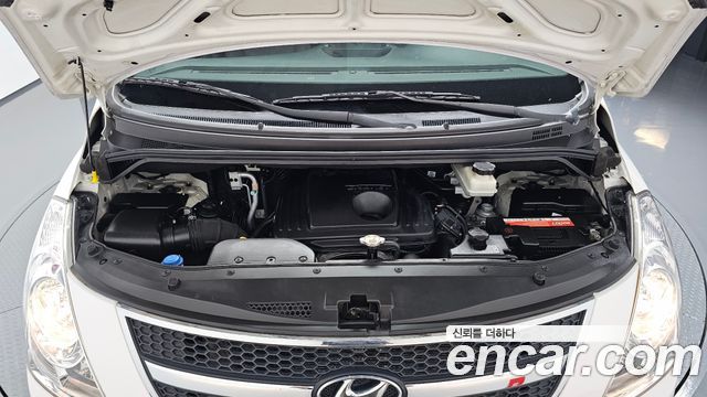 Hyundai Starex 2013 — photo 6