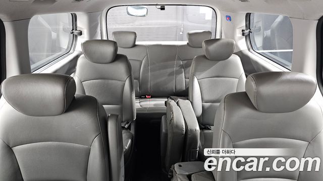 Hyundai Starex 2013 — photo 18