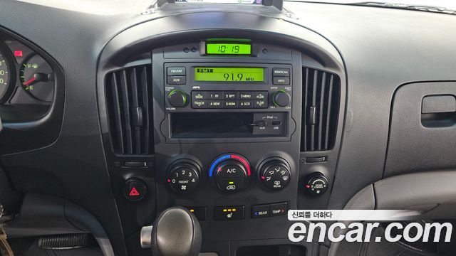Hyundai Starex 2013 — photo 22