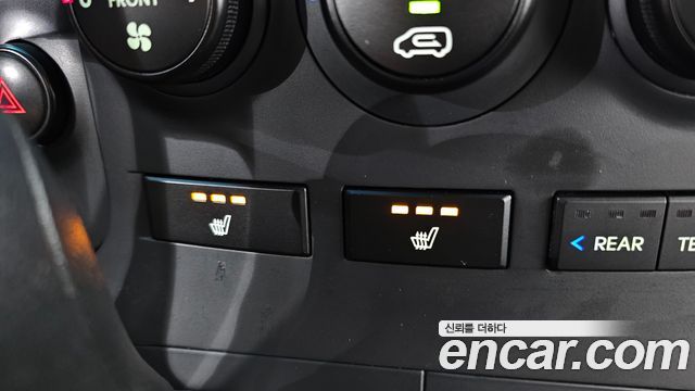 Hyundai Starex 2013 — photo 25
