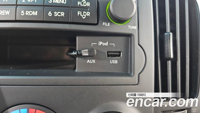 Hyundai Starex 2013 — photo 26