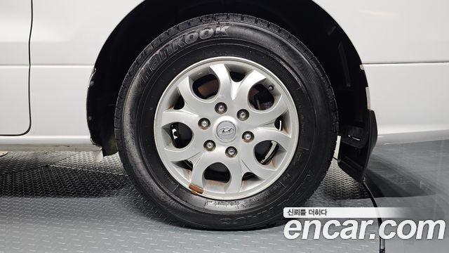 Hyundai Starex 2013 — photo 7