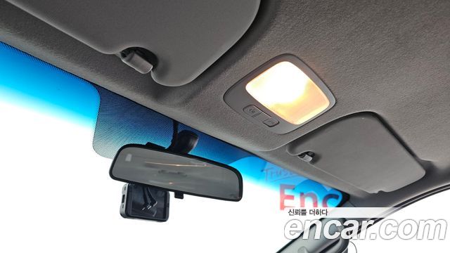 Hyundai Starex 2013 — photo 28