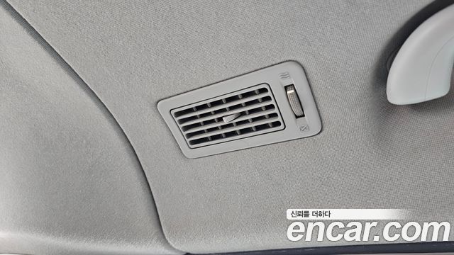 Hyundai Starex 2013 — photo 29