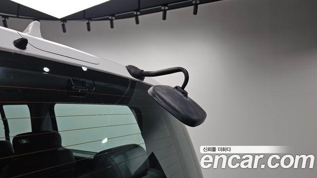 Hyundai Starex 2013 — photo 31