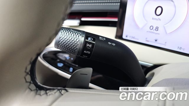 Genesis GV70 2025 — photo 28