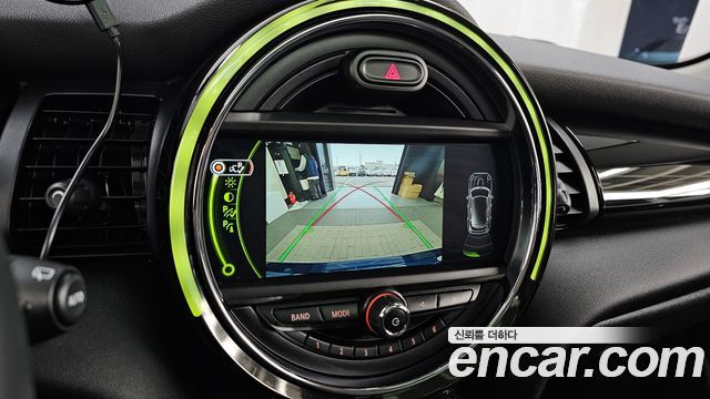 Mini Cooper 2017 — photo 15