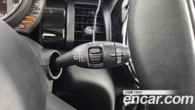 Mini Cooper 2017 — photo 19