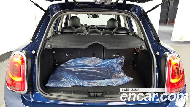 Mini Cooper 2017 — photo 20