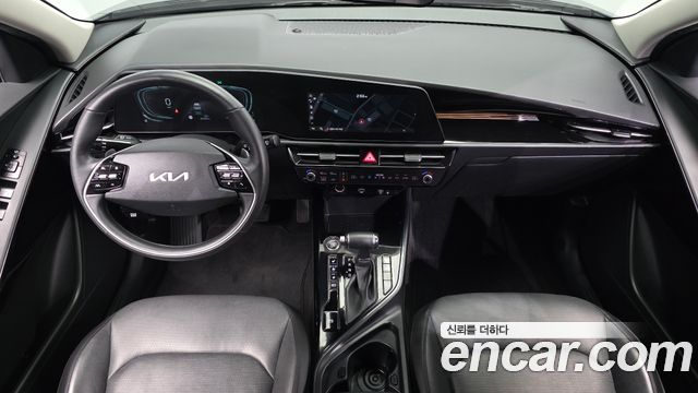 Kia Niro 2023 — photo 10