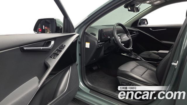 Kia Niro 2023 — photo 13