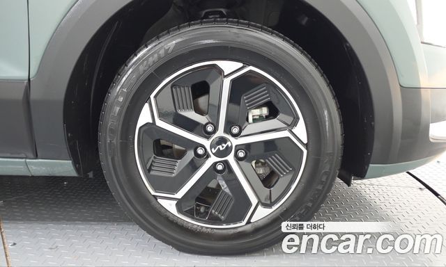 Kia Niro 2023 — photo 7