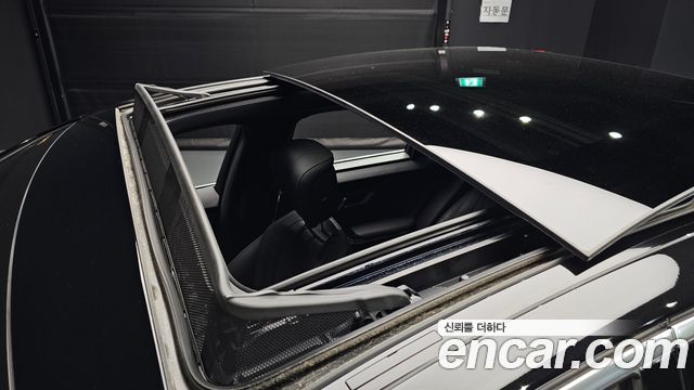 Mercedes-Benz S-Class 2022 — photo 25